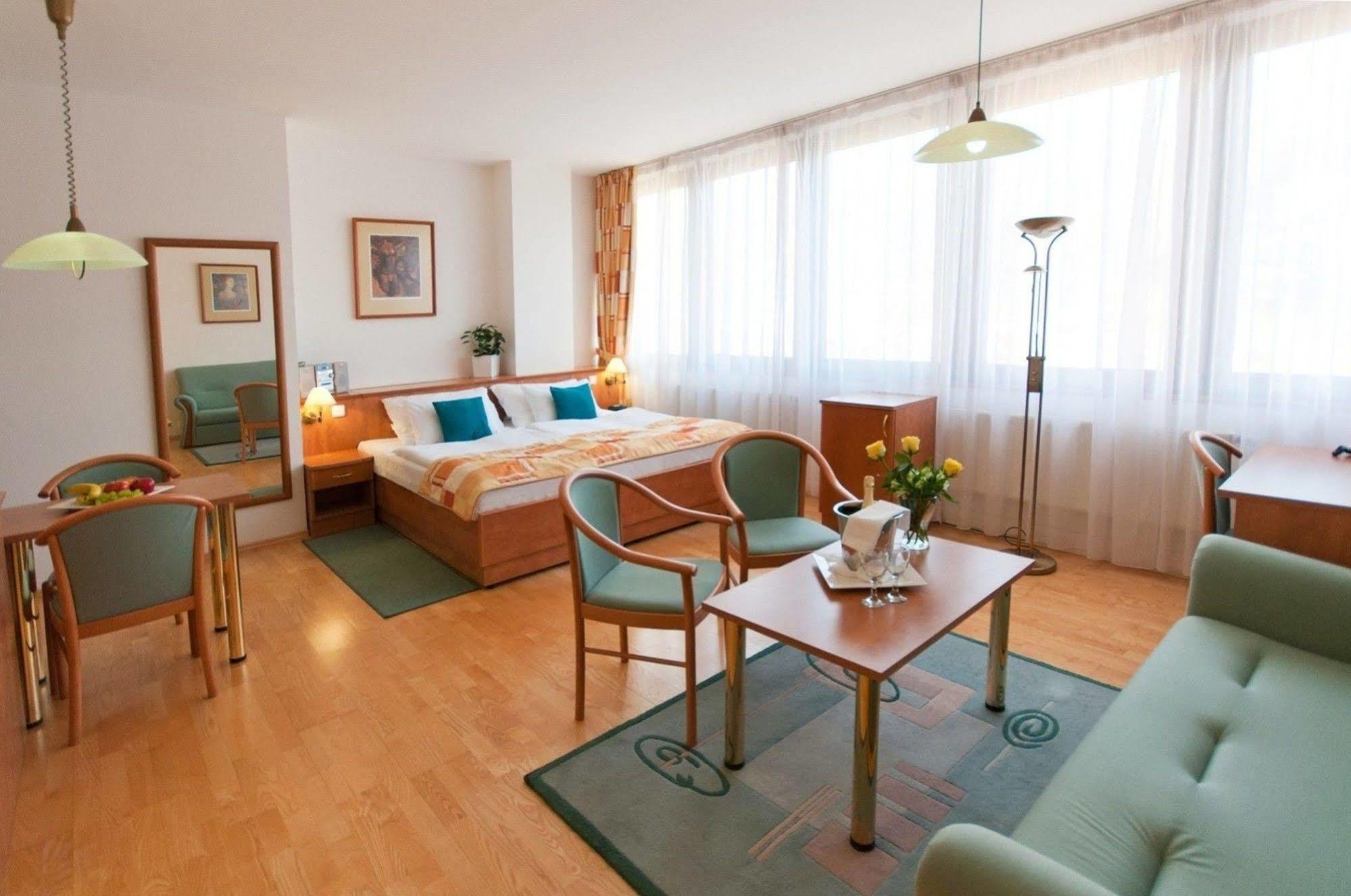 Hotel Vladimir Ústí nad Labem Εξωτερικό φωτογραφία